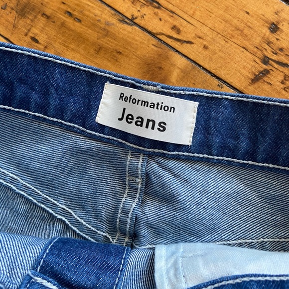 NWT Reformation Alison Denim Skirt - Sold Out! - Picture 4 of 5